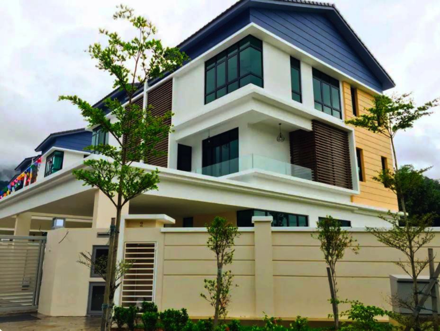 Writer: Batu Feringgi Homestay