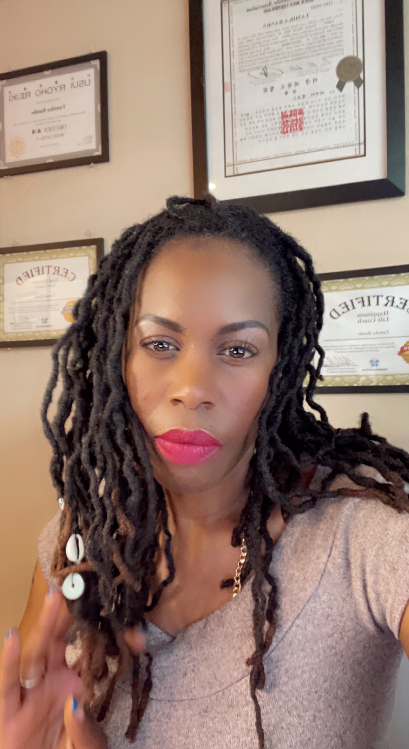 Writer: Delta Roe