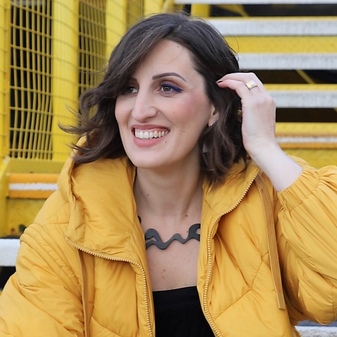 Writer: Daniela Mansur