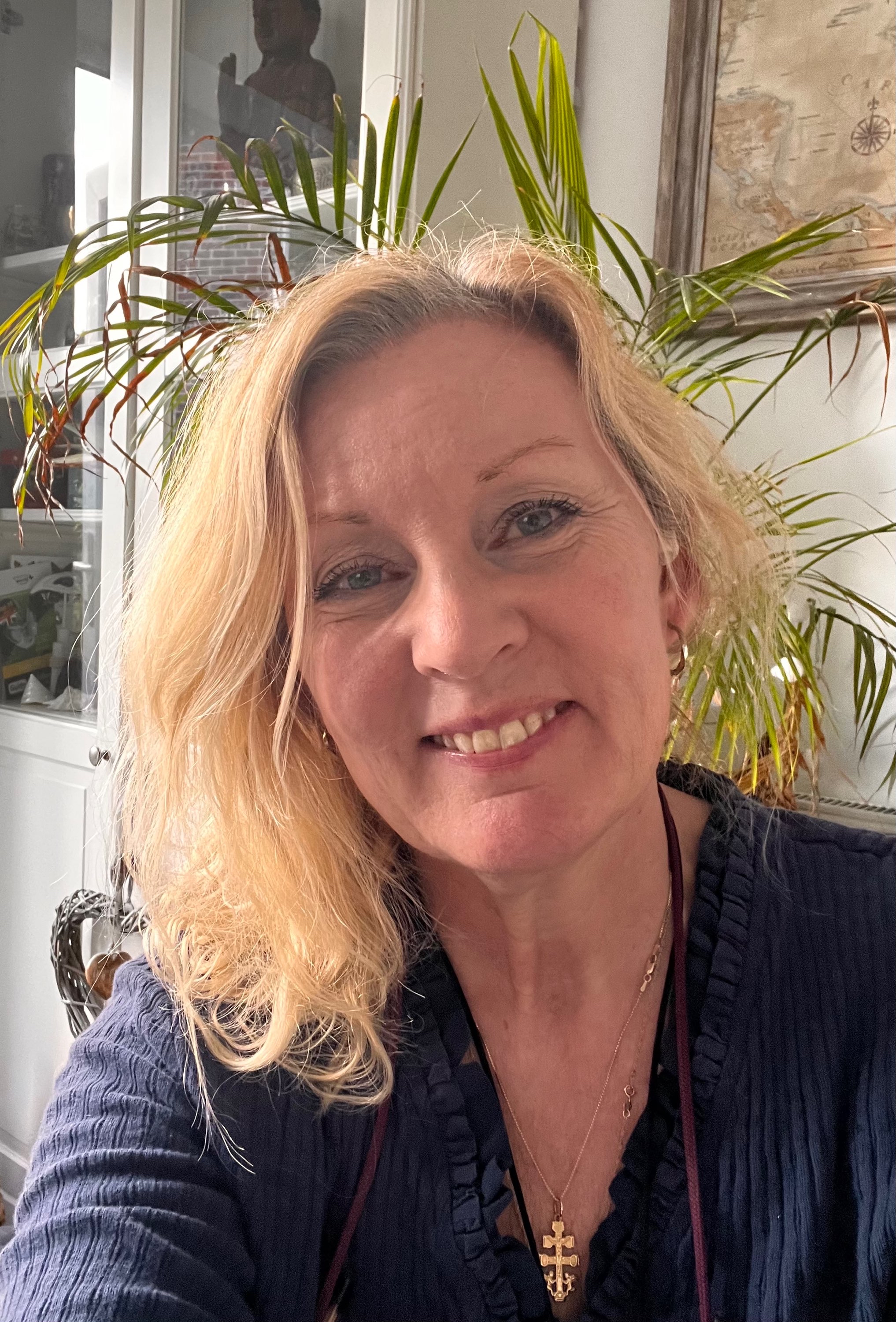 Writer: Amanda Mackay