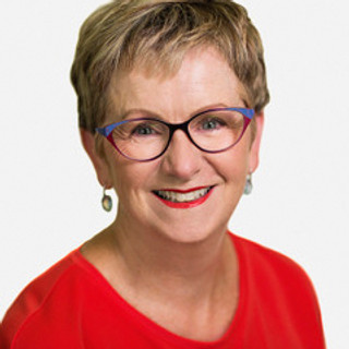 Writer: Wendy Marshall