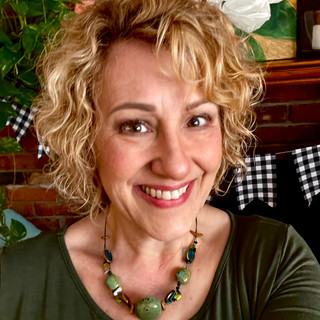 Writer: Stefanie Fox