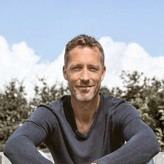Writer: Ivo Eismann