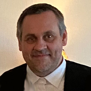Forfatterens bilde: Frank Ravna