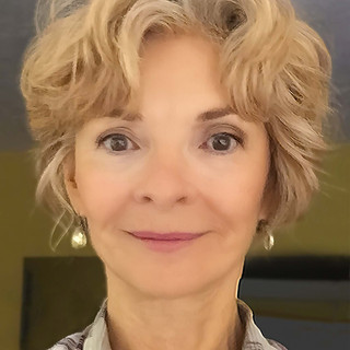 Writer: Simone Skopek