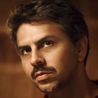 Writer: Ozan Uzel