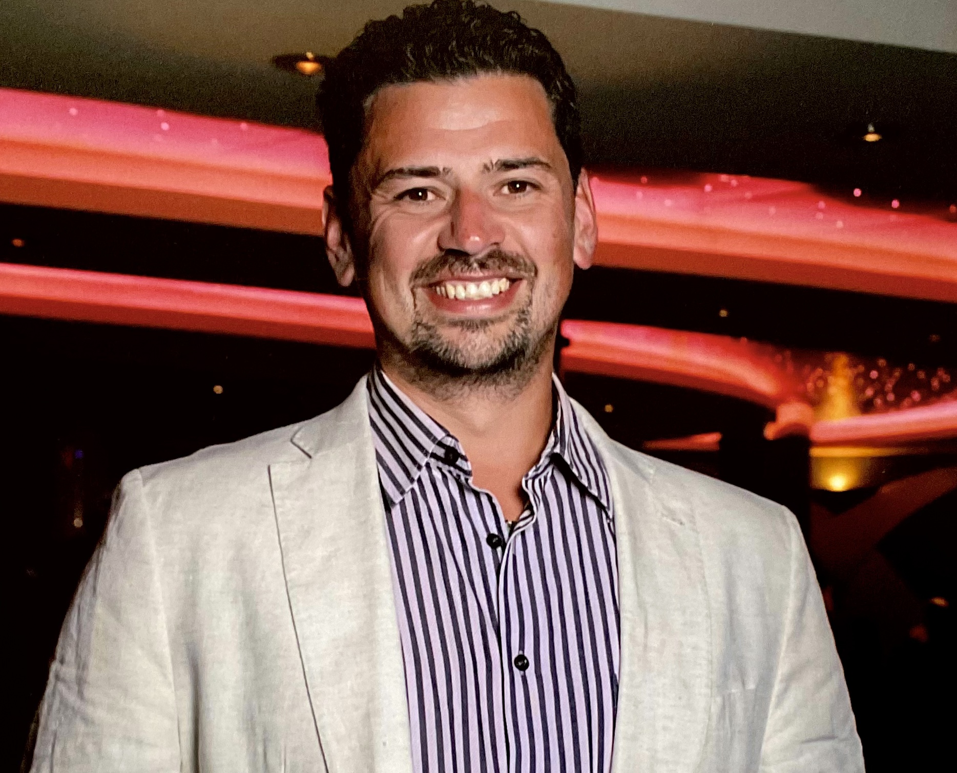 Writer: Raymond van Wyk