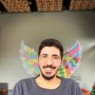 Yazarın fotoğrafı: ayhan epik