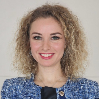 Writer: Alexandra Dorf
