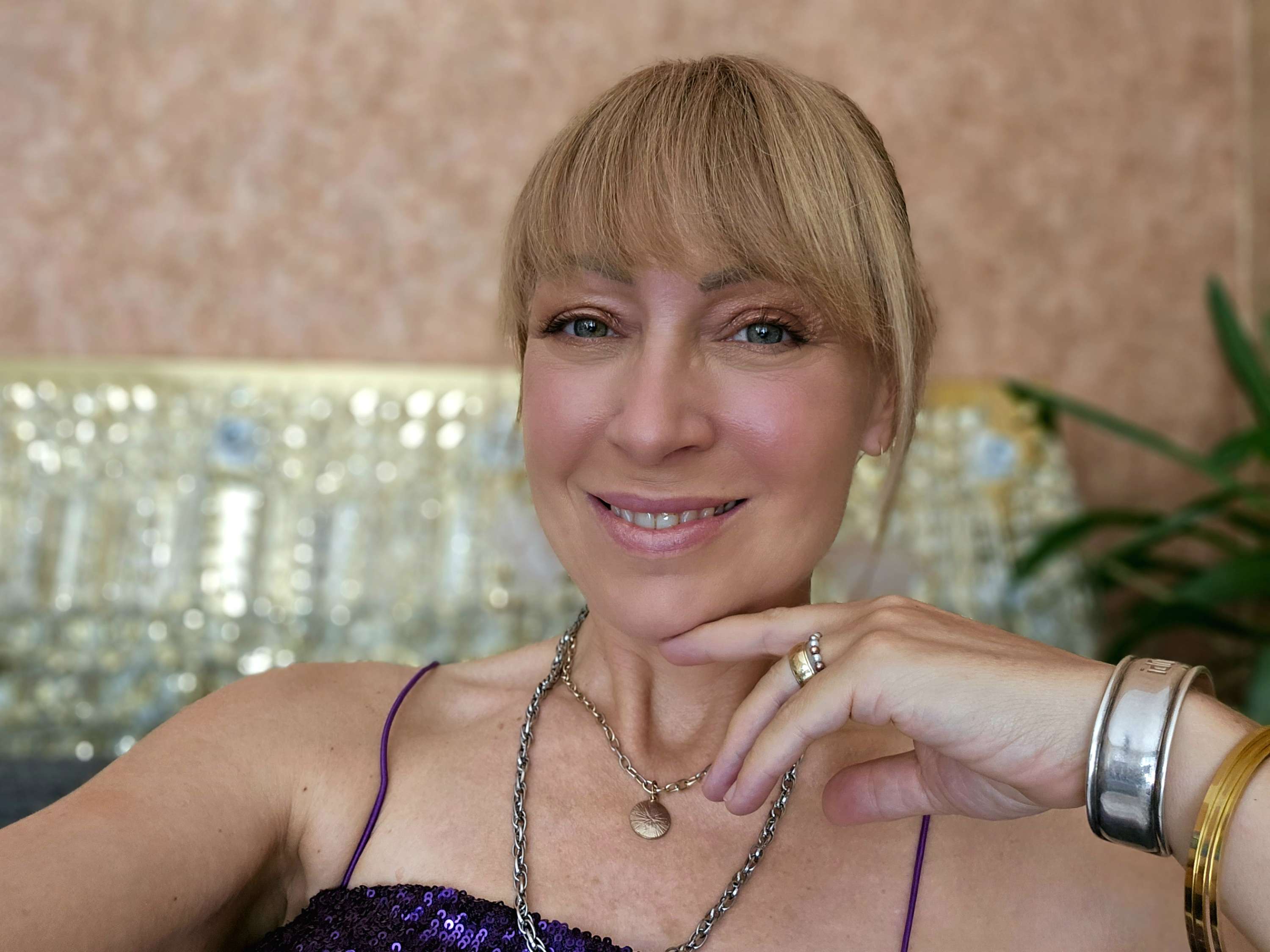 Autorenbild: Claudia - Ayda Bülbül (Stahl)