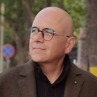 Writer: Gordon Dumoulin