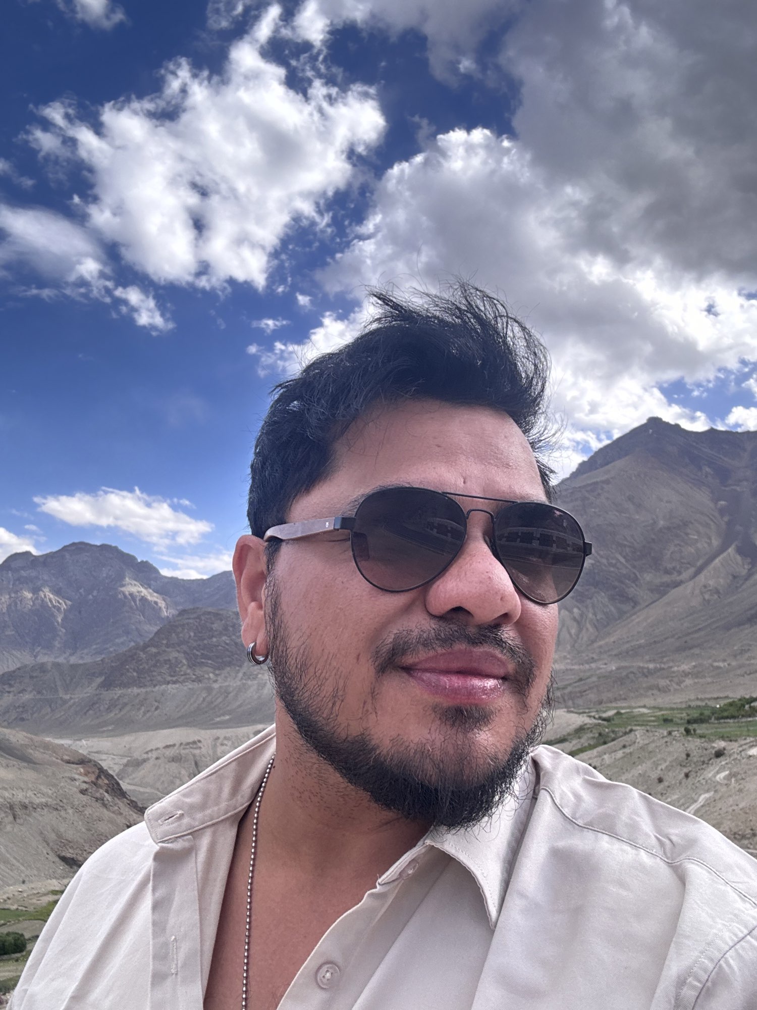 Writer: Abhinav null