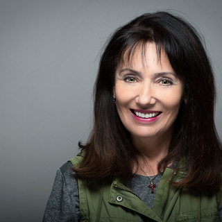 Writer: Lynne Krizik