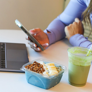 Writer: Cafe  Botanica