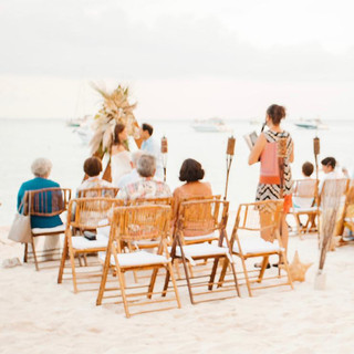 Writer: gabriela de la rosa