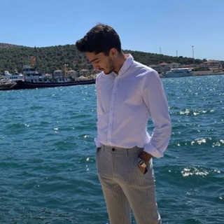Yazarın fotoğrafı: Batuhan Karatuluk