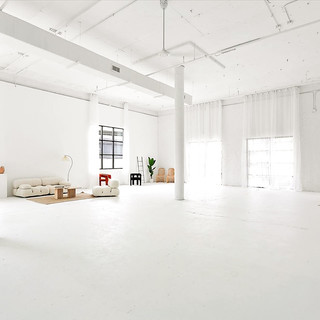 Writer: Luxury Point Studio