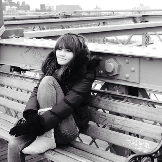 Writer: Roxanne Macmod