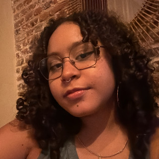 Writer: Daniela Paz