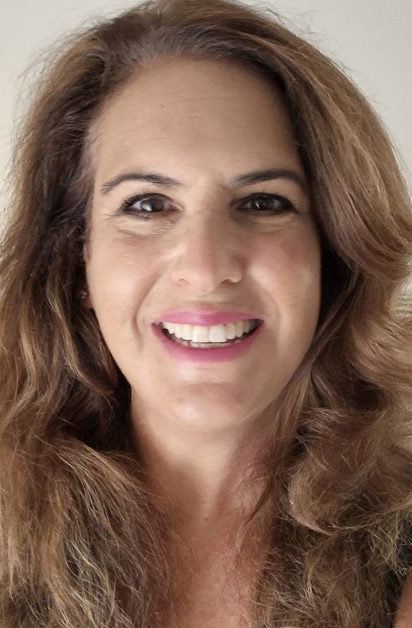 Writer: Lynn Thair