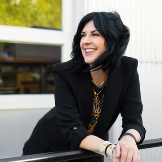 Writer: Jennifer Knight