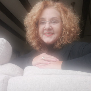 Poza scriitorului: Cristina Stănilă