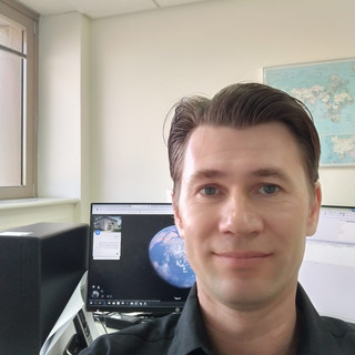 תמונת הסופר/ת: Vitaly Volgin