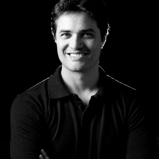 Writer: Carlos Rogerio Figueiredo, Ph.D.