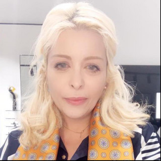 Writer: Maria Angelis