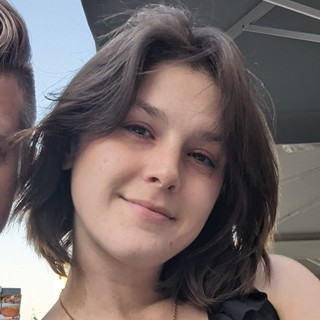 Writer: Chloe Zuberbuhler