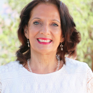 Writer: claudiagranger1