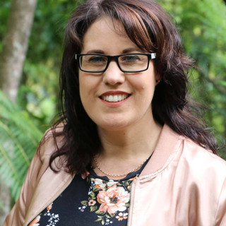 Writer: Lisa Lewis
